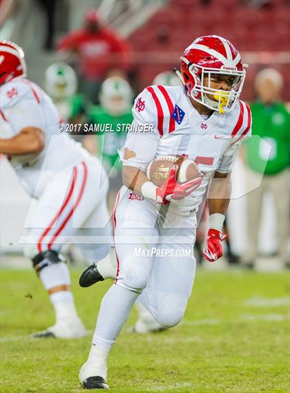 Thumbnail 2 in Mater Dei vs. St. Mary's (Levi's Stadium) photogallery.