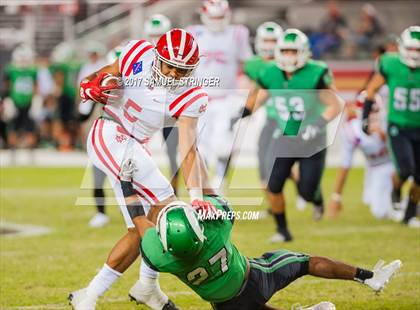 Thumbnail 2 in Mater Dei vs. St. Mary's (Levi's Stadium) photogallery.