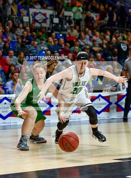 Thumbnail 2 in Hoxie vs. Valley Springs (AAA 3A Final) photogallery.