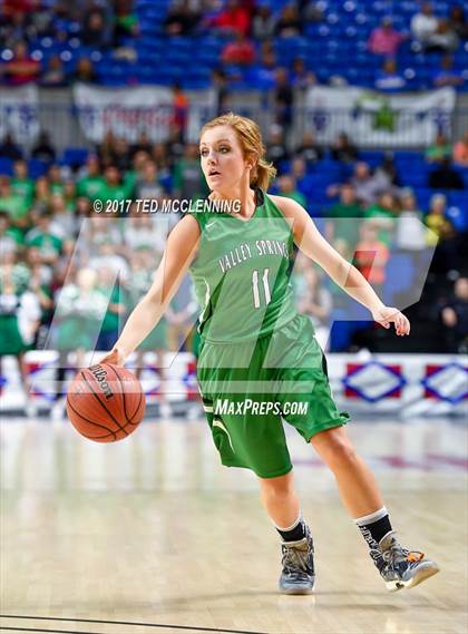 Thumbnail 2 in Hoxie vs. Valley Springs (AAA 3A Final) photogallery.