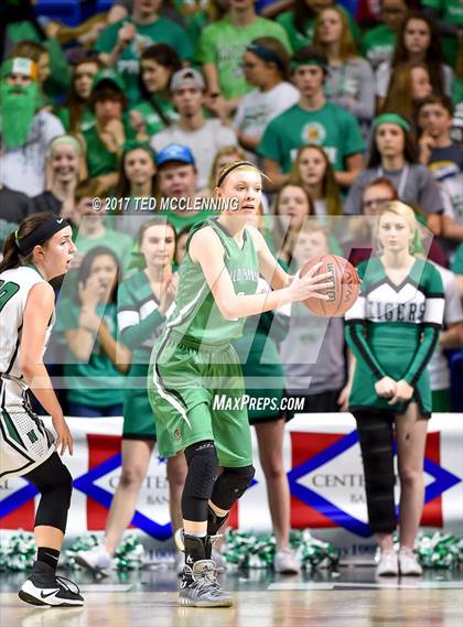 Thumbnail 2 in Hoxie vs. Valley Springs (AAA 3A Final) photogallery.