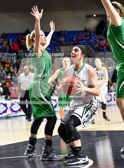 Thumbnail 3 in Hoxie vs. Valley Springs (AAA 3A Final) photogallery.