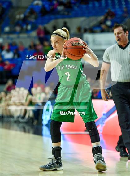 Thumbnail 2 in Hoxie vs. Valley Springs (AAA 3A Final) photogallery.