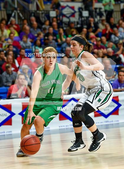 Thumbnail 3 in Hoxie vs. Valley Springs (AAA 3A Final) photogallery.