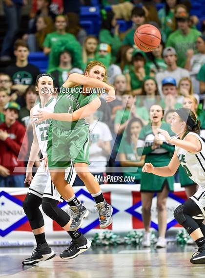 Thumbnail 2 in Hoxie vs. Valley Springs (AAA 3A Final) photogallery.