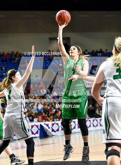 Thumbnail 2 in Hoxie vs. Valley Springs (AAA 3A Final) photogallery.