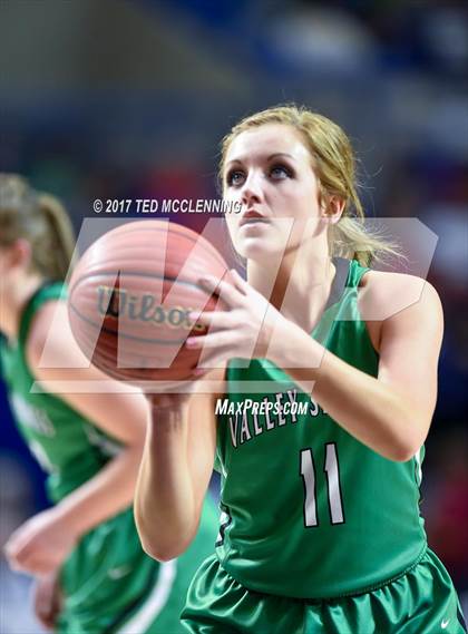 Thumbnail 1 in Hoxie vs. Valley Springs (AAA 3A Final) photogallery.