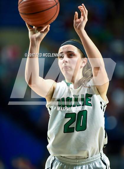 Thumbnail 3 in Hoxie vs. Valley Springs (AAA 3A Final) photogallery.