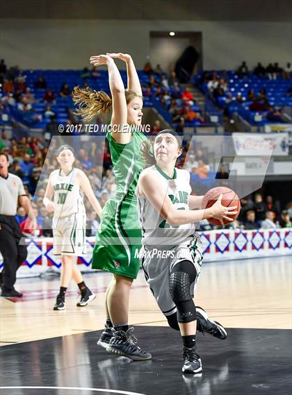 Thumbnail 1 in Hoxie vs. Valley Springs (AAA 3A Final) photogallery.