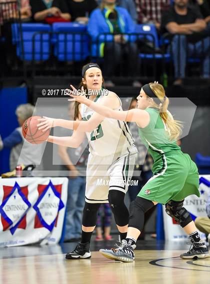 Thumbnail 2 in Hoxie vs. Valley Springs (AAA 3A Final) photogallery.