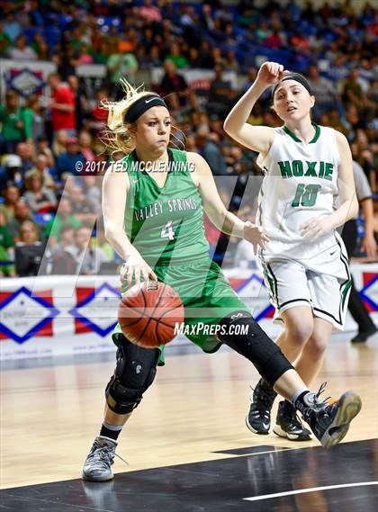 Thumbnail 1 in Hoxie vs. Valley Springs (AAA 3A Final) photogallery.