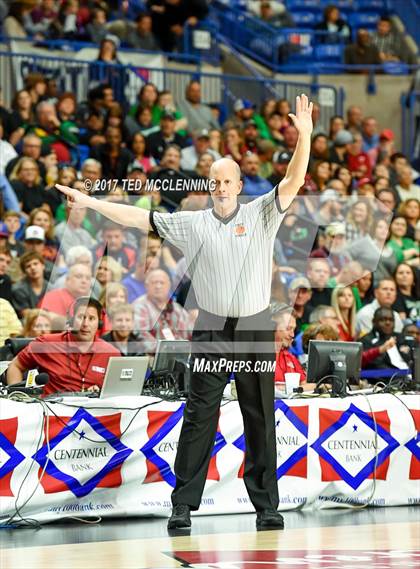 Thumbnail 1 in Hoxie vs. Valley Springs (AAA 3A Final) photogallery.