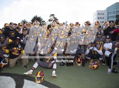 Thumbnail 1 in Gardena vs. Lincoln (CIF State D7-AA Final) photogallery.