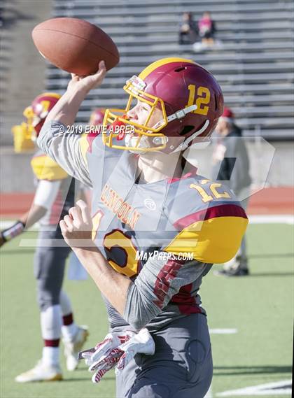 Thumbnail 2 in Gardena vs. Lincoln (CIF State D7-AA Final) photogallery.