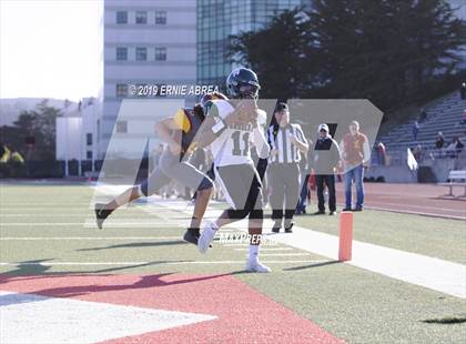Thumbnail 2 in Gardena vs. Lincoln (CIF State D7-AA Final) photogallery.
