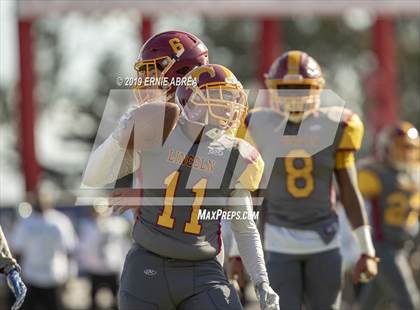 Thumbnail 2 in Gardena vs. Lincoln (CIF State D7-AA Final) photogallery.