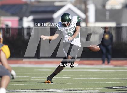 Thumbnail 1 in Gardena vs. Lincoln (CIF State D7-AA Final) photogallery.