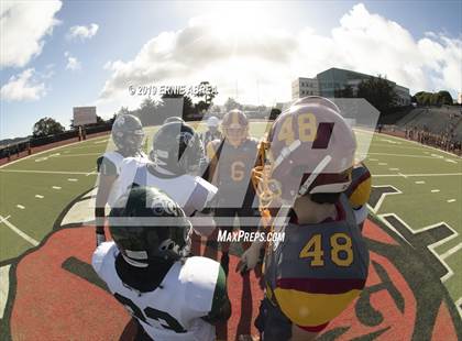 Thumbnail 2 in Gardena vs. Lincoln (CIF State D7-AA Final) photogallery.