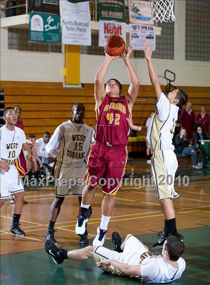 Thumbnail 2 in Oxnard vs. West (Santa Barbara Holiday Classic Tournament) photogallery.