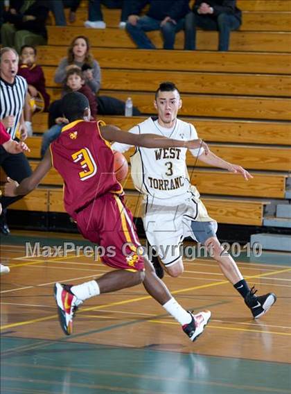 Thumbnail 2 in Oxnard vs. West (Santa Barbara Holiday Classic Tournament) photogallery.