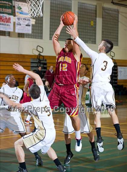 Thumbnail 3 in Oxnard vs. West (Santa Barbara Holiday Classic Tournament) photogallery.