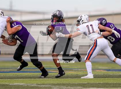 Thumbnail 3 in College Station vs. Wakeland (UIL Football 5A Regional Semifinals) photogallery.