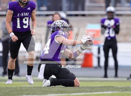 Thumbnail 2 in College Station vs. Wakeland (UIL Football 5A Regional Semifinals) photogallery.