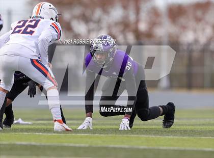 Thumbnail 1 in College Station vs. Wakeland (UIL Football 5A Regional Semifinals) photogallery.