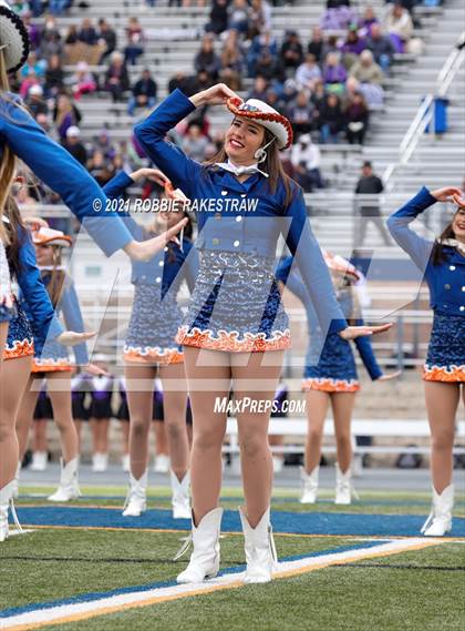 Thumbnail 1 in College Station vs. Wakeland (UIL Football 5A Regional Semifinals) photogallery.