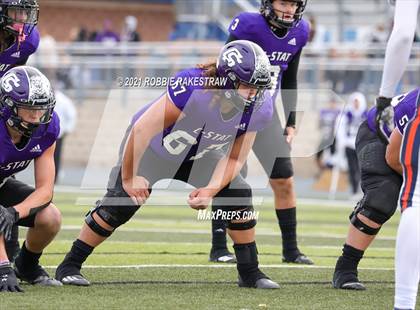 Thumbnail 2 in College Station vs. Wakeland (UIL Football 5A Regional Semifinals) photogallery.