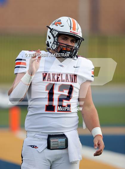Thumbnail 1 in College Station vs. Wakeland (UIL Football 5A Regional Semifinals) photogallery.