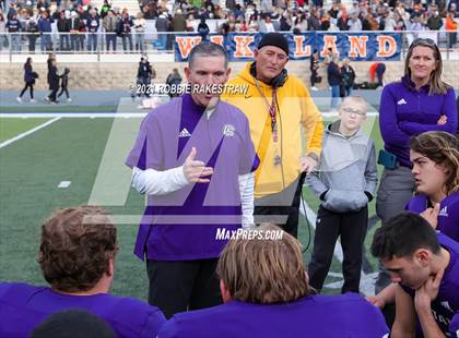 Thumbnail 2 in College Station vs. Wakeland (UIL Football 5A Regional Semifinals) photogallery.