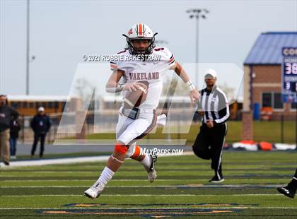 Thumbnail 1 in College Station vs. Wakeland (UIL Football 5A Regional Semifinals) photogallery.