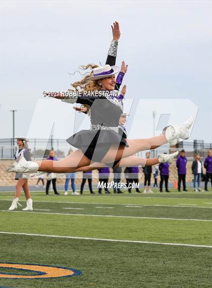 Thumbnail 2 in College Station vs. Wakeland (UIL Football 5A Regional Semifinals) photogallery.