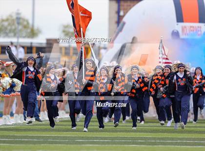 Thumbnail 1 in College Station vs. Wakeland (UIL Football 5A Regional Semifinals) photogallery.