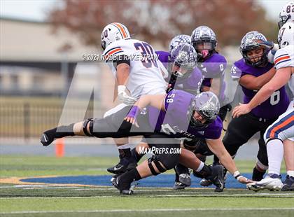 Thumbnail 1 in College Station vs. Wakeland (UIL Football 5A Regional Semifinals) photogallery.