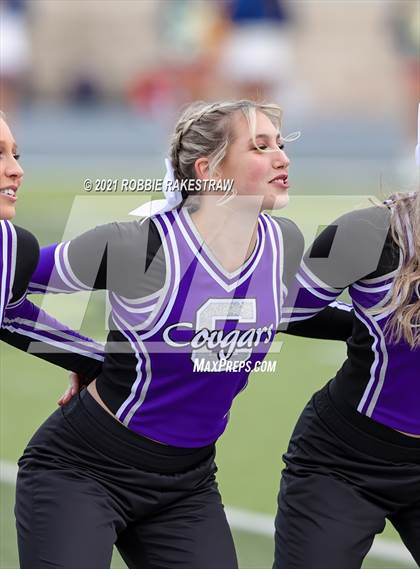 Thumbnail 2 in College Station vs. Wakeland (UIL Football 5A Regional Semifinals) photogallery.