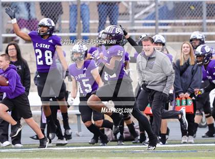 Thumbnail 2 in College Station vs. Wakeland (UIL Football 5A Regional Semifinals) photogallery.