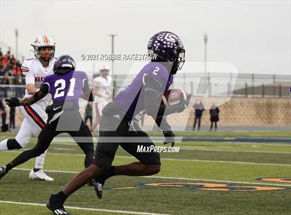 Thumbnail 3 in College Station vs. Wakeland (UIL Football 5A Regional Semifinals) photogallery.