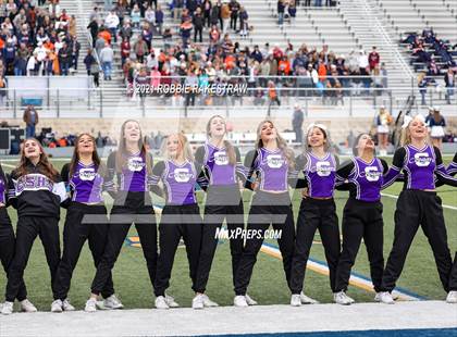 Thumbnail 1 in College Station vs. Wakeland (UIL Football 5A Regional Semifinals) photogallery.