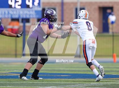 Thumbnail 1 in College Station vs. Wakeland (UIL Football 5A Regional Semifinals) photogallery.