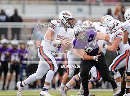 Thumbnail 3 in College Station vs. Wakeland (UIL Football 5A Regional Semifinals) photogallery.