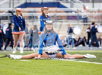 Thumbnail 1 in College Station vs. Wakeland (UIL Football 5A Regional Semifinals) photogallery.