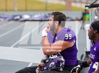 Thumbnail 1 in College Station vs. Wakeland (UIL Football 5A Regional Semifinals) photogallery.
