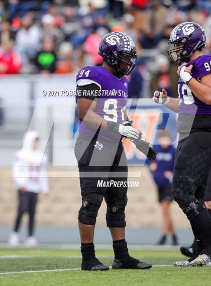 Thumbnail 2 in College Station vs. Wakeland (UIL Football 5A Regional Semifinals) photogallery.
