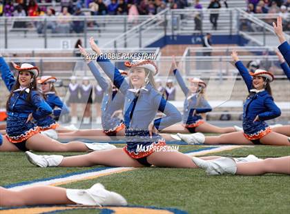 Thumbnail 3 in College Station vs. Wakeland (UIL Football 5A Regional Semifinals) photogallery.