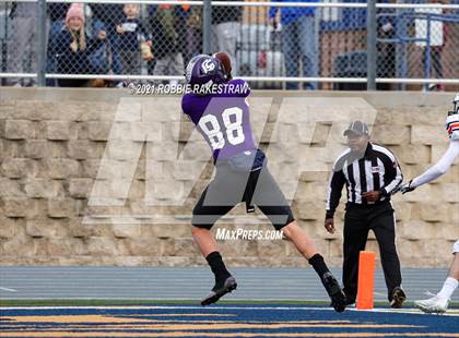 Thumbnail 3 in College Station vs. Wakeland (UIL Football 5A Regional Semifinals) photogallery.