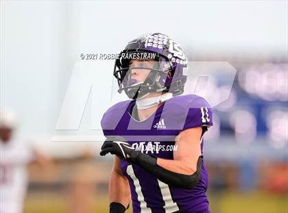 Thumbnail 2 in College Station vs. Wakeland (UIL Football 5A Regional Semifinals) photogallery.
