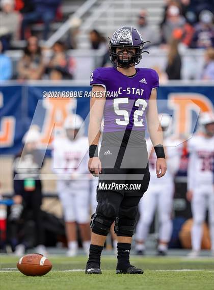 Thumbnail 1 in College Station vs. Wakeland (UIL Football 5A Regional Semifinals) photogallery.