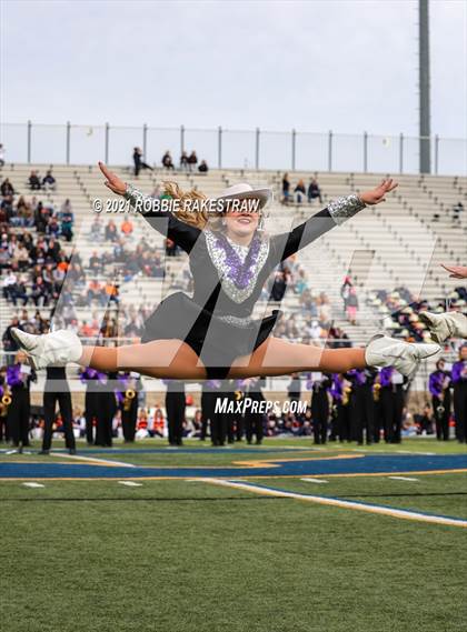 Thumbnail 1 in College Station vs. Wakeland (UIL Football 5A Regional Semifinals) photogallery.